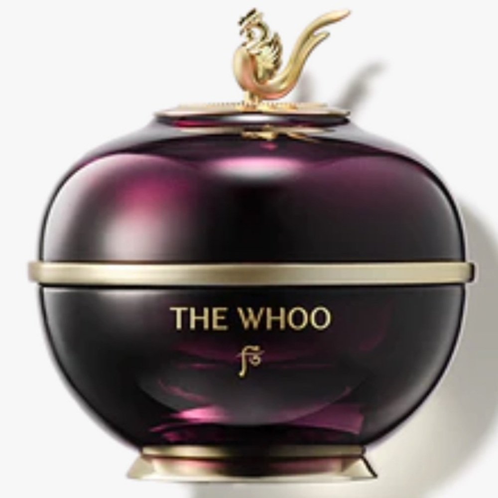 THE WHOO
Imperial Youth Cream
A rich skin-plumping moisturizer BRAND NEW